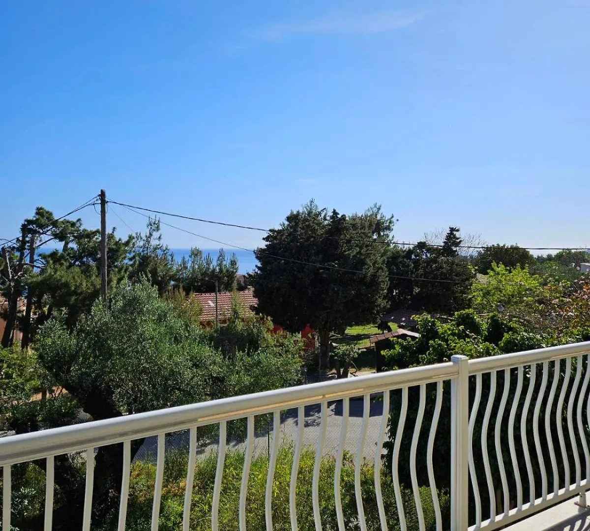 Apartment Villa Lourdata Lourdata